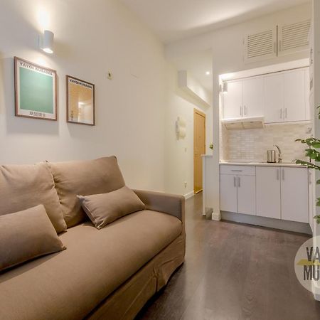 מדריד Tiny Apt Para 3Pax En La Plaza De Chueca מראה חיצוני תמונה