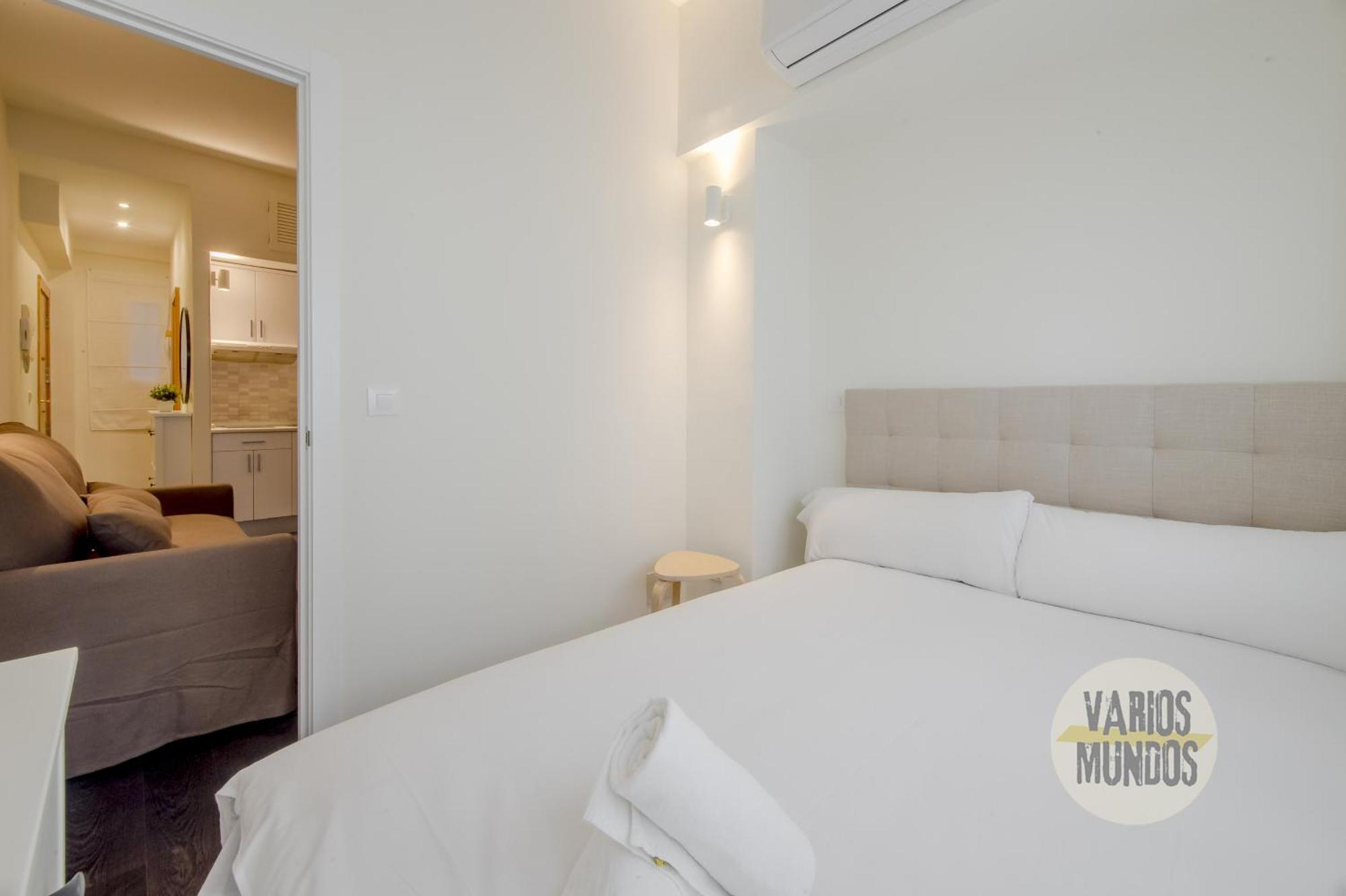 מדריד Tiny Apt Para 3Pax En La Plaza De Chueca מראה חיצוני תמונה