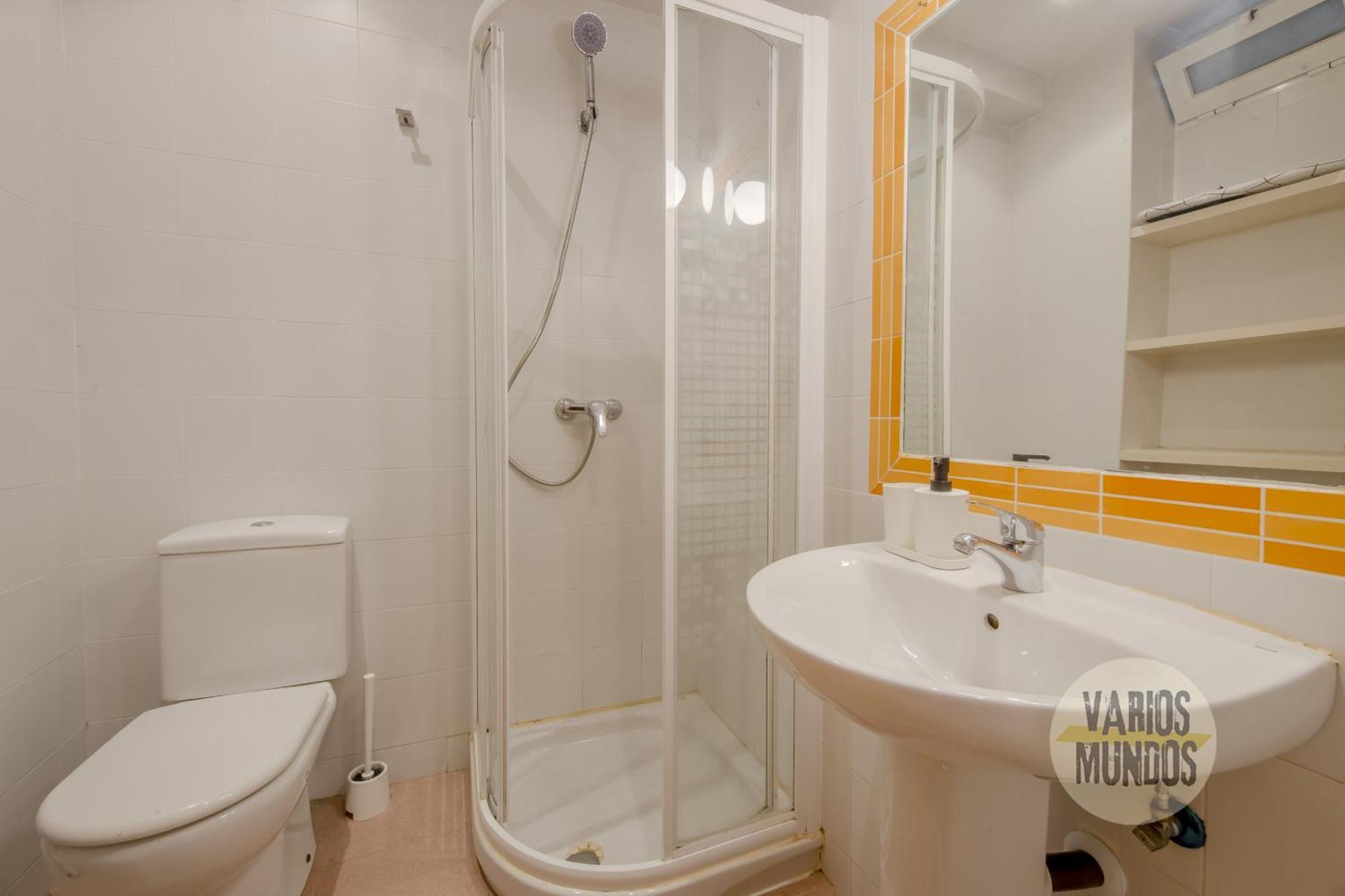 מדריד Tiny Apt Para 3Pax En La Plaza De Chueca מראה חיצוני תמונה