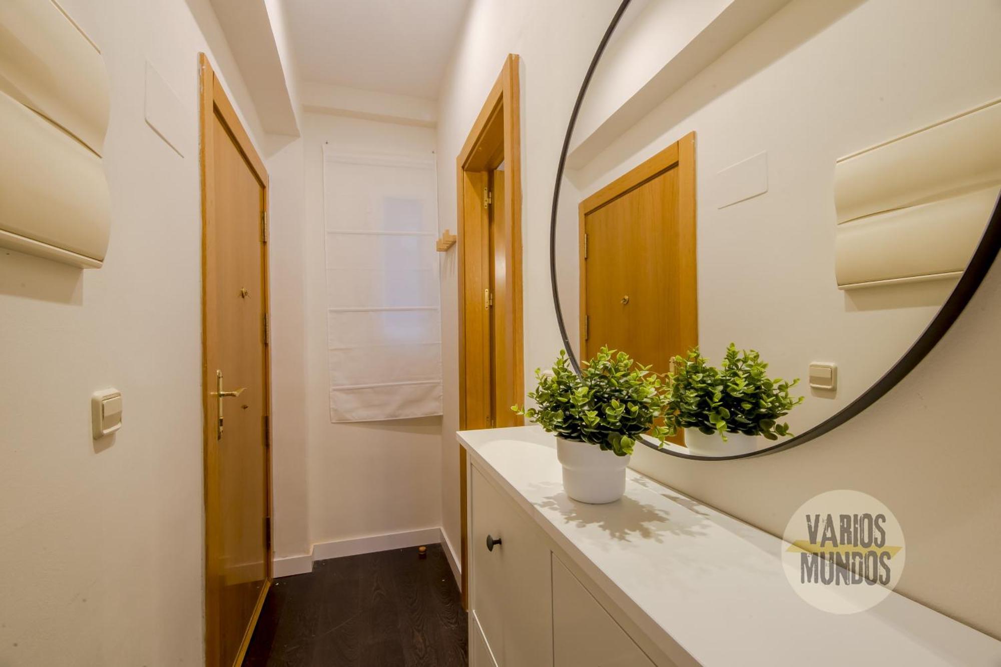 מדריד Tiny Apt Para 3Pax En La Plaza De Chueca מראה חיצוני תמונה
